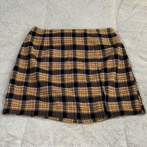 Stitch & Pine Women’s Pink Yellow & Gray‎ Plaid Mini Skirt Size Large